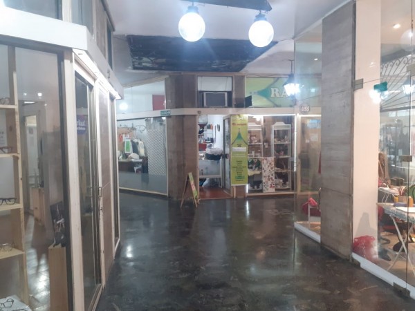 Venta o Alquiler en Galería a 2 cuadras Barrio Chino