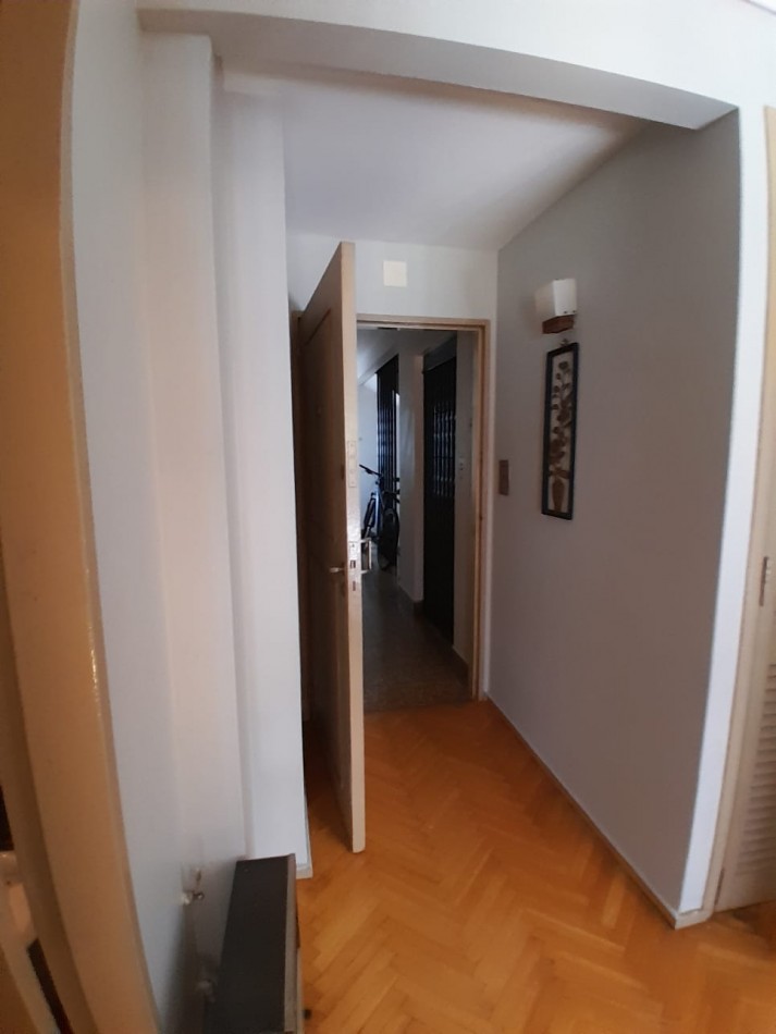 Luminoso 2 ambientes con balcon