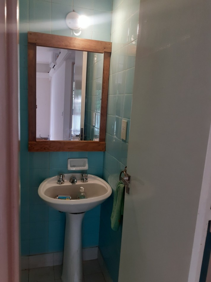 3 ambientes y gran balcon 