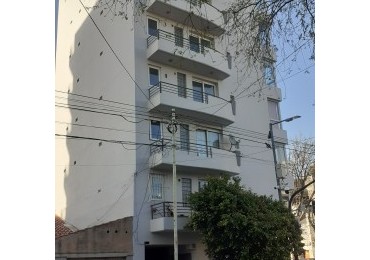 Monoambiente con balcón y SUM